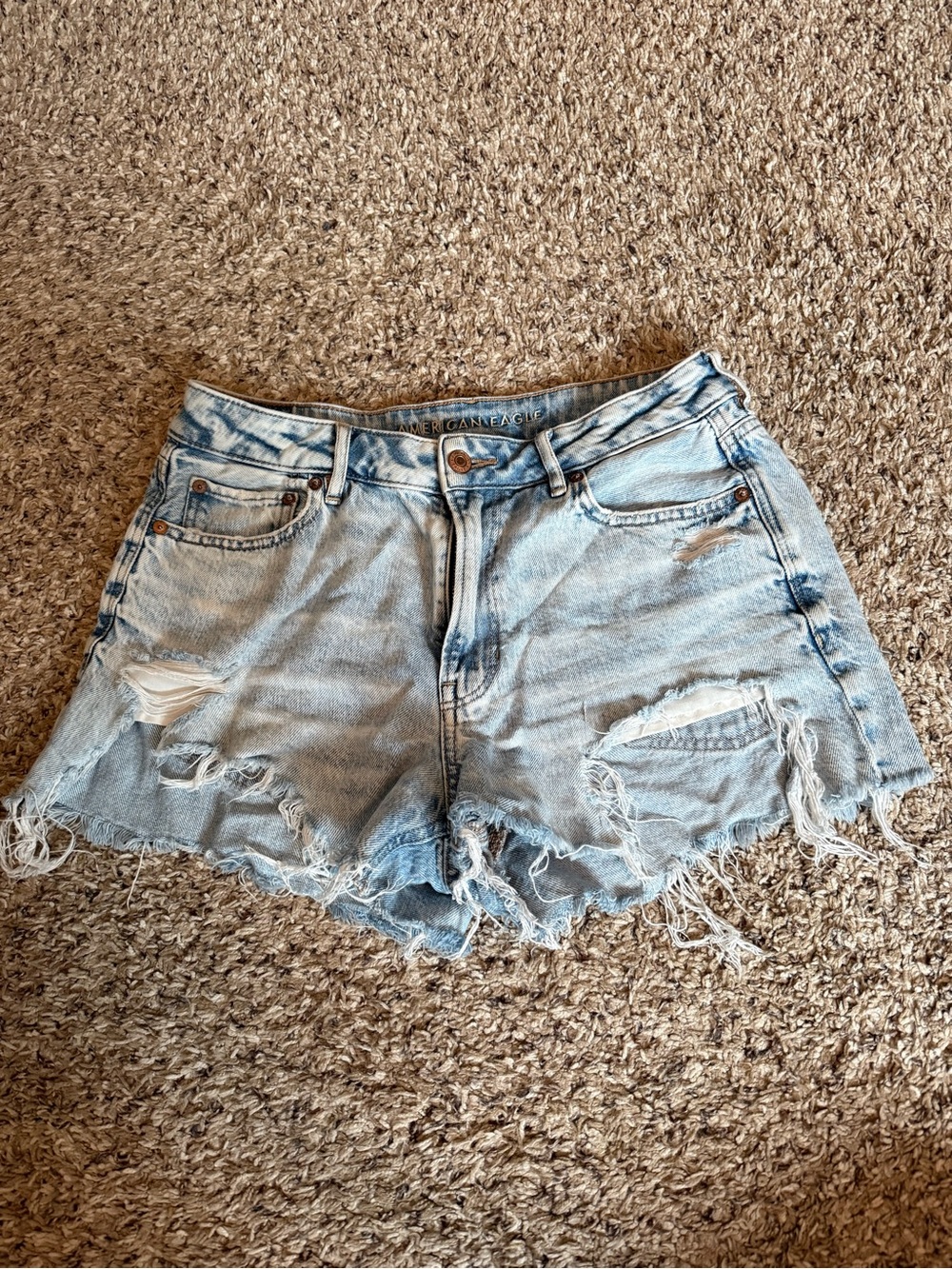 American Eagle Distressed Denim Shorts Size 28